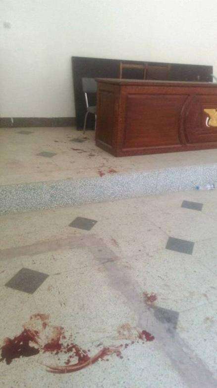 أخ يقتل أخته في المحكمة في صنعاء 1