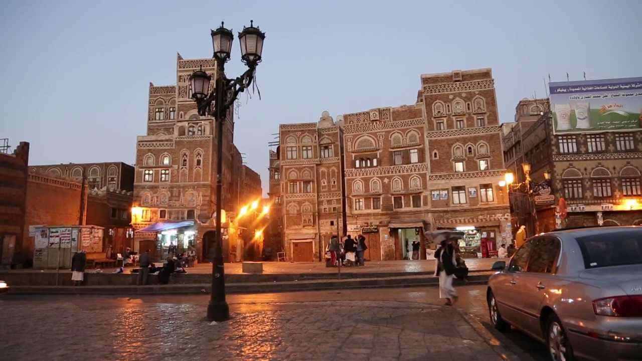 الأسواق اليمنية تكتظ بالمتسوقين قبل موعد رمضان 2018 3